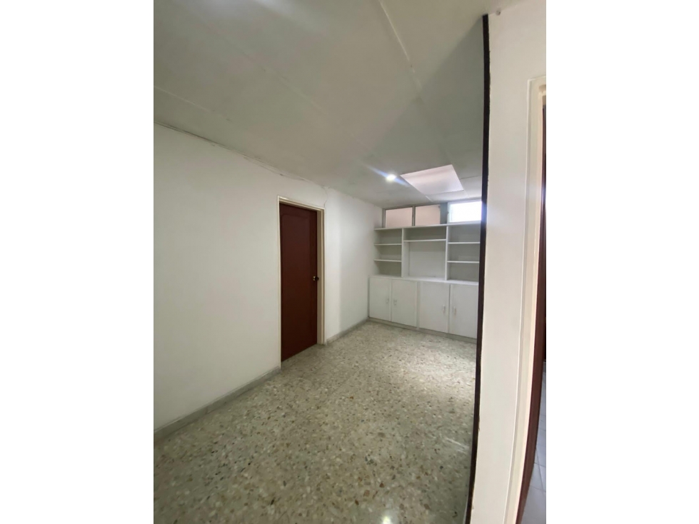 VENDO APARTAMENTO EN EDIFICIO FORTALEZA- VERSALLES - 6