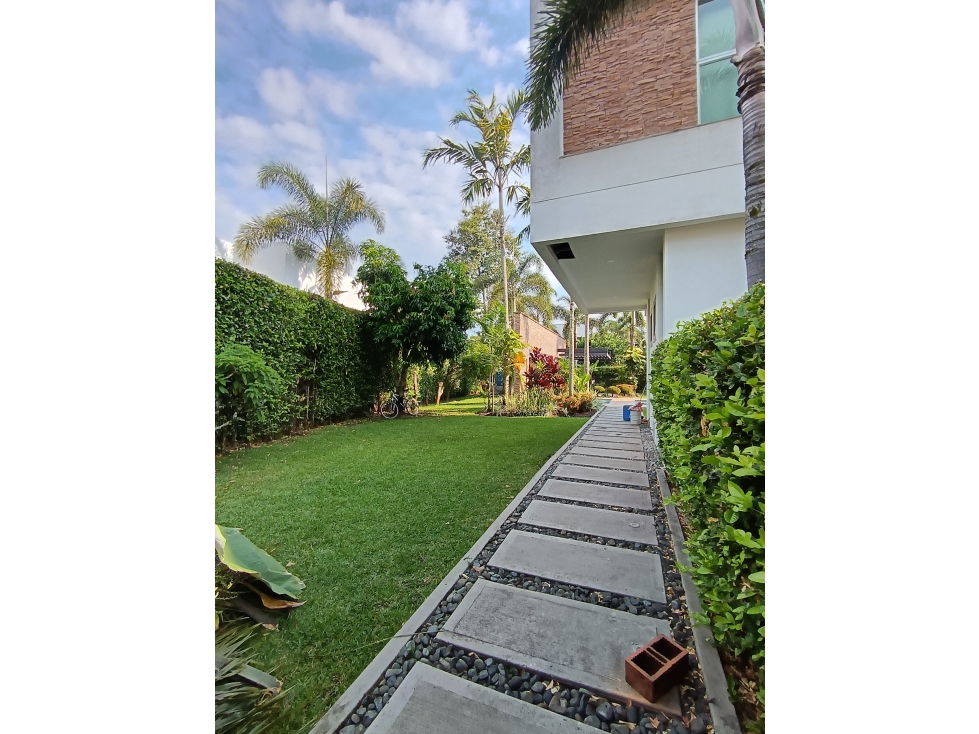 VENDO CASA LUJOSA EN CR AGUAS CALIENTES - PANCE — foto 3