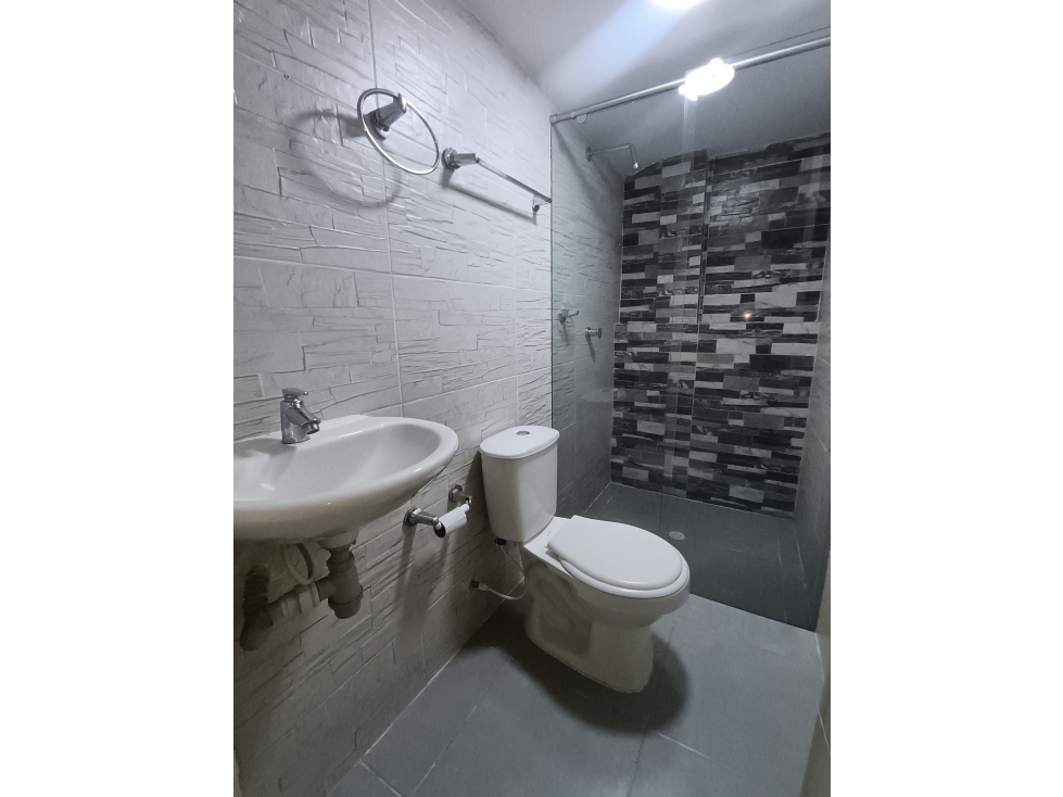 VENDO CASA EN MANZANARES - CIUDAD DEL VALLE - 4