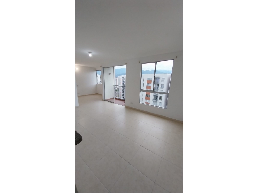 ARRIENDO APARTAMENTO EN CR LOS NARANJOS - JAMUNDI — foto 4