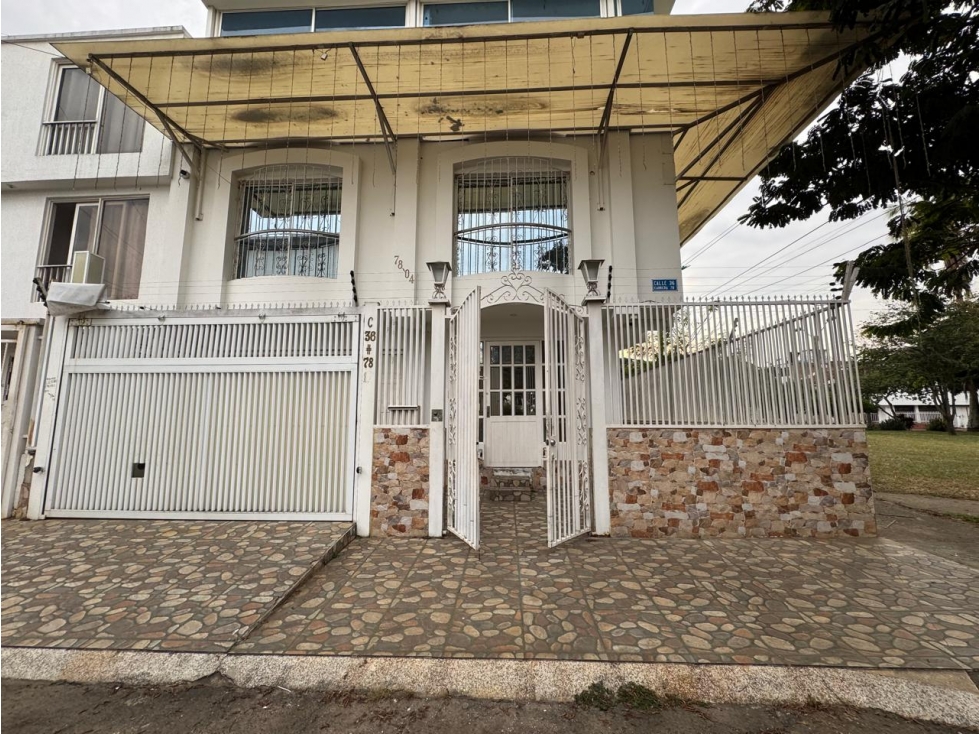 VENDO CASA EN EL CANEY - 4 PISO