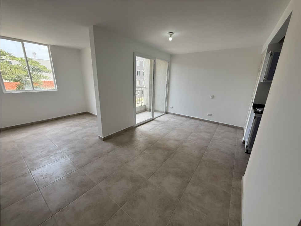ARRIENDO APARTAMENTO EN CR GOLONDRINAS DE LA COLINA - YUMBO