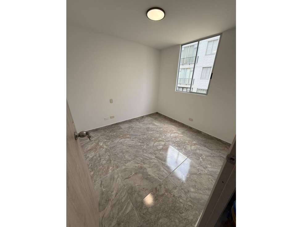 ARRIENDO APARTAMENTO CR PALOMINO - CIUDAD GUABINAS — foto 4