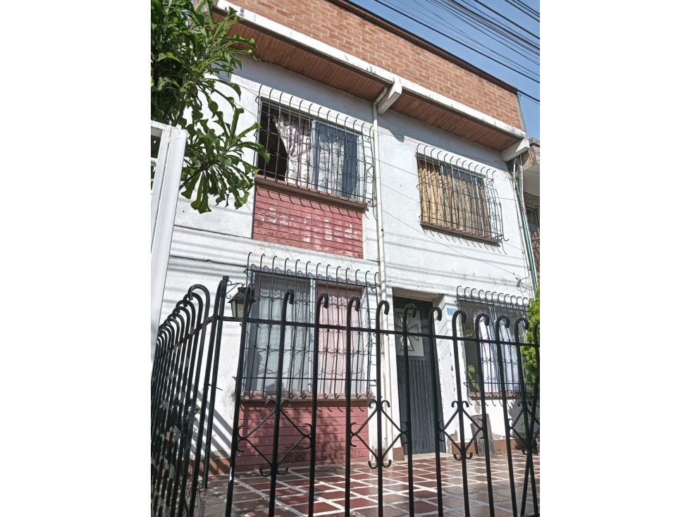 VENDO CASA PARA INVERSION 3 NIVELES AL NORTE DE CALI. LOS ALAMOS — foto 2