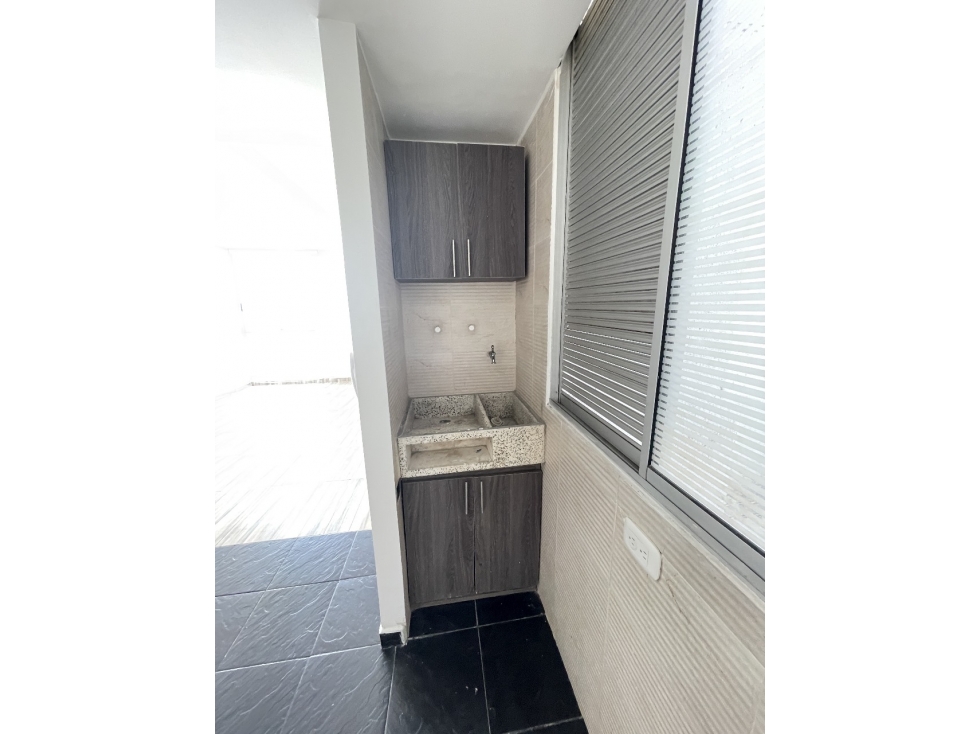 Apartamento en venta en Meléndez, piso 8 con parqueadero y piscina — foto 6