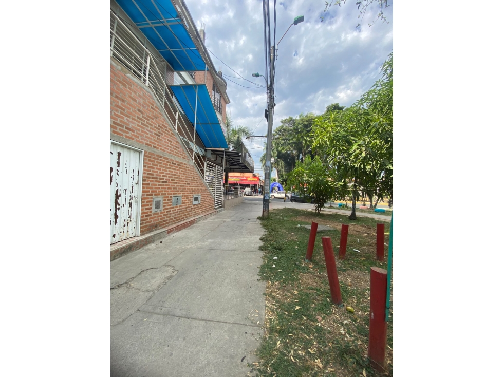 ARRIENDO LOCAL EN VALLEGRANDE
