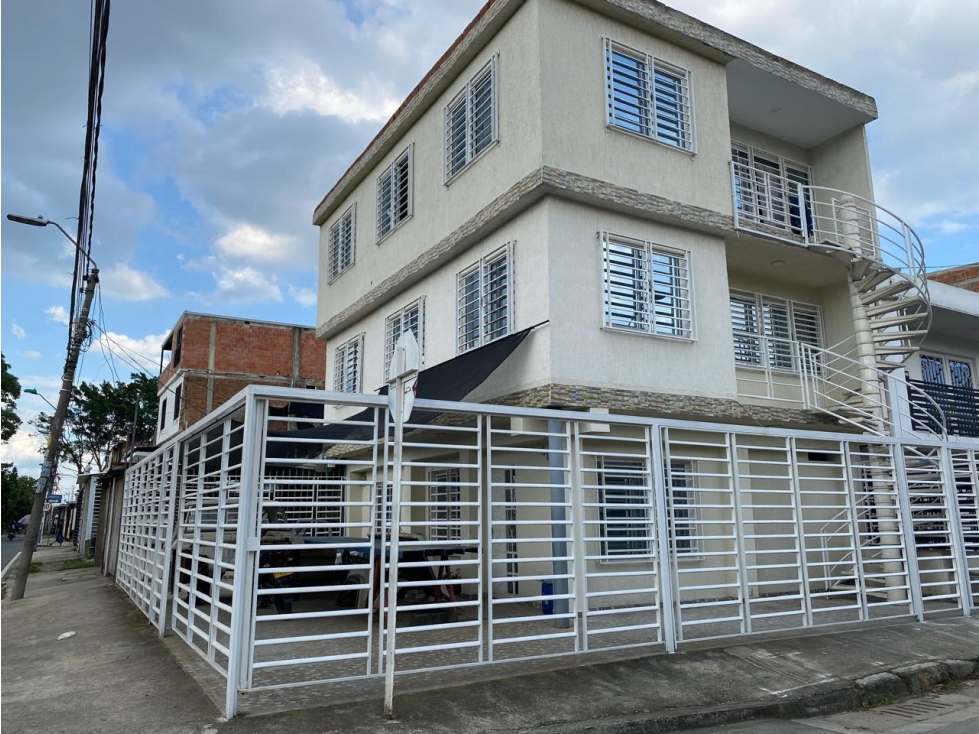 VENDO CASA EN EL BARRIO LA UNION