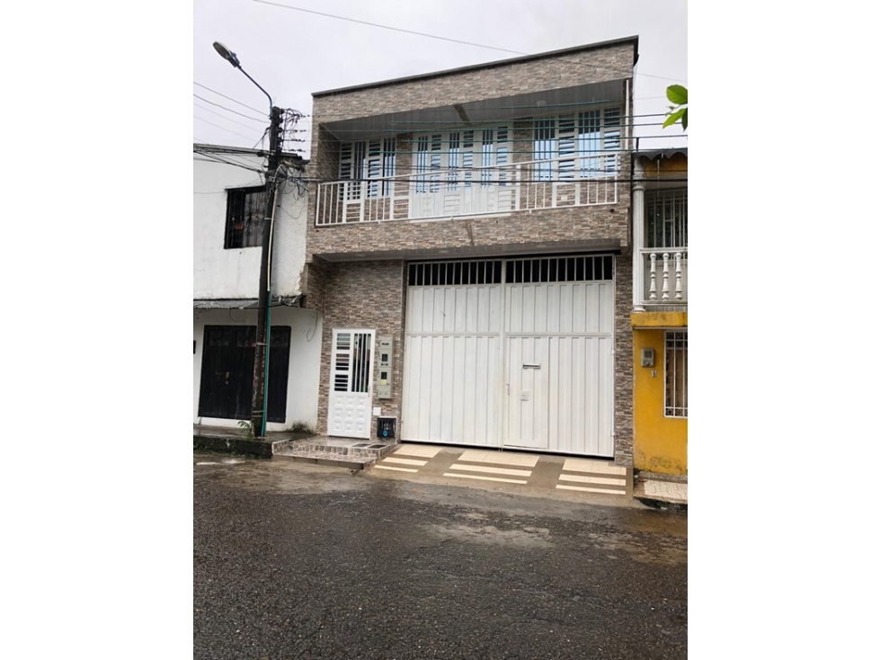 Vendo y permuto Casa comercial, Bodega y Apartamento Barrio El Recreo - 2