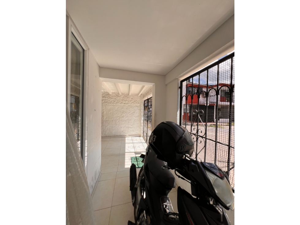 VENDO CASA EN URBANIZACION CASTILLA VILLAVICENCIO — foto 2