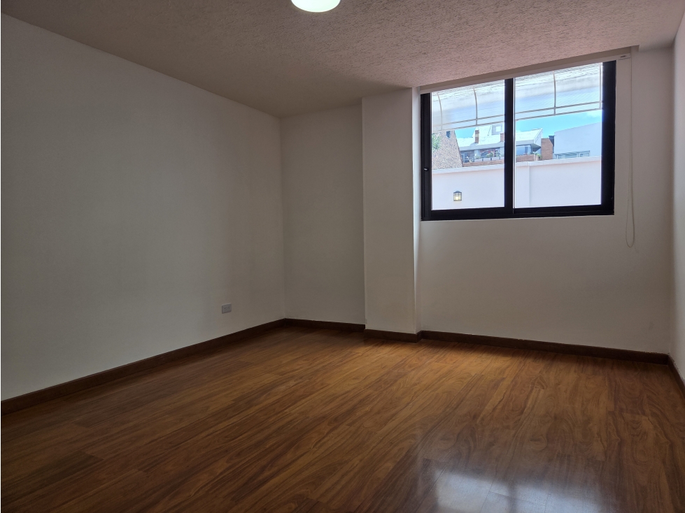 VENDO APTO CON TERRAZA DE 3 CUARTOS EN QUINTA CAMACHO — foto 6