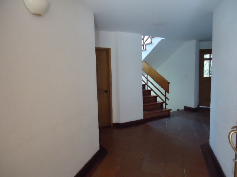 CASA VENTA SANTANA ORIENTAL 329M2 MAS 76MTS DE JARDIN $$4.600MILL — foto 4