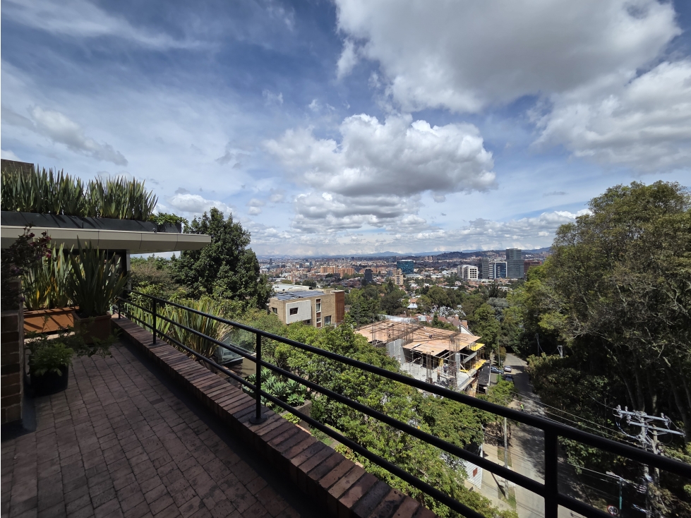 EN TERCERIA ARRIENDO PENT HOUSE SANTA ANA DE 4 CUARTOS CON TERRAZAS — foto 3