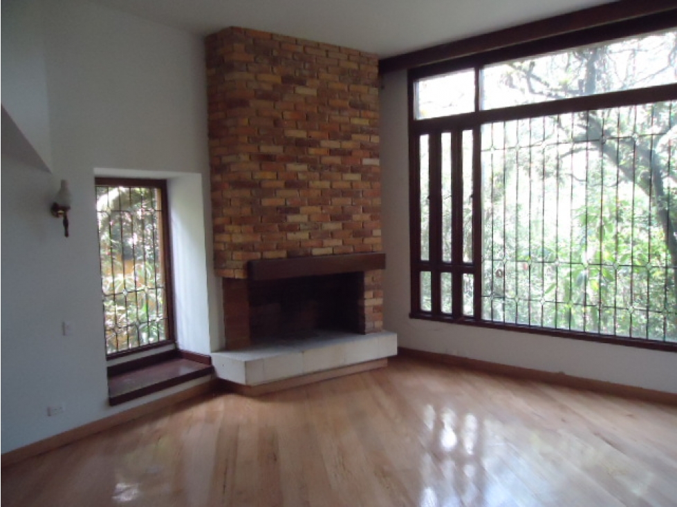 CASA VENTA SANTANA ORIENTAL 329M2 MAS 76MTS DE JARDIN $$4.600MILL