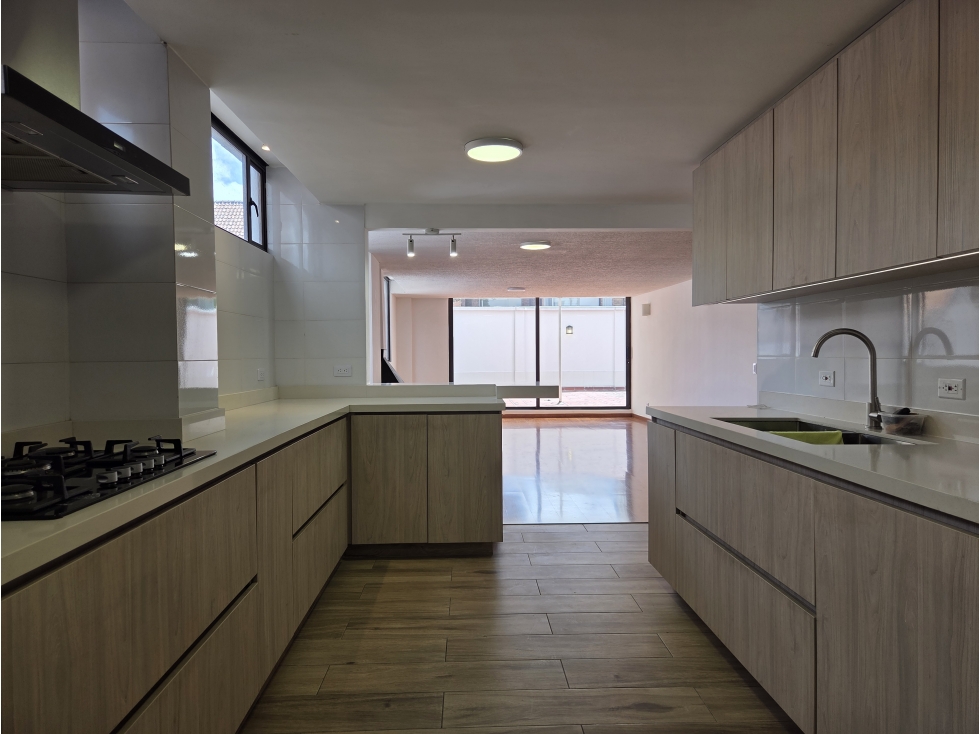 VENDO APTO CON TERRAZA DE 3 CUARTOS EN QUINTA CAMACHO — foto 4