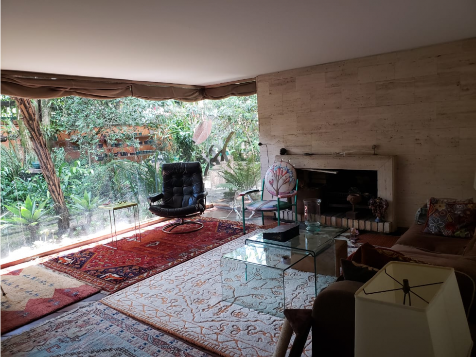 CASA VENTA NIZA 350M2 4 ALCOBAS $1.600MILL