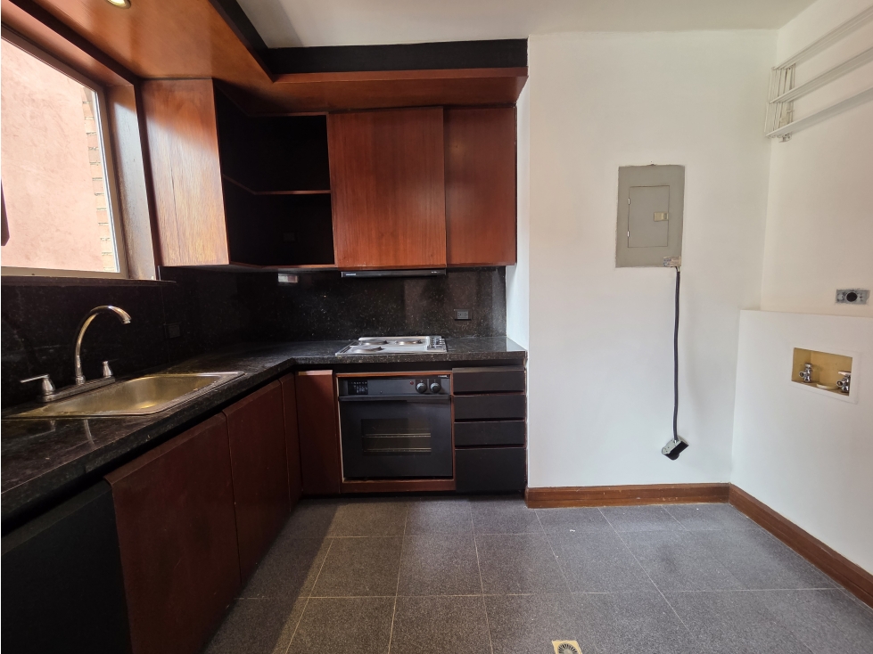 ARRIENDO APARTAMENTO CHICO RESERVADO 1 CUARTO — foto 3