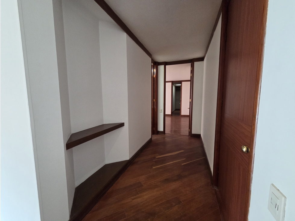 ARRIENDO APARTAMENTO CHICO RESERVADO 1 CUARTO — foto 5