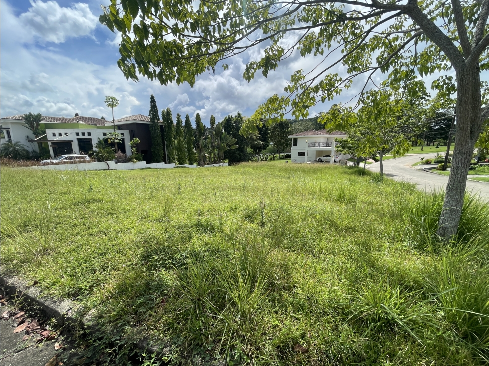 Se Vende Terreno en Club de Golf - 5
