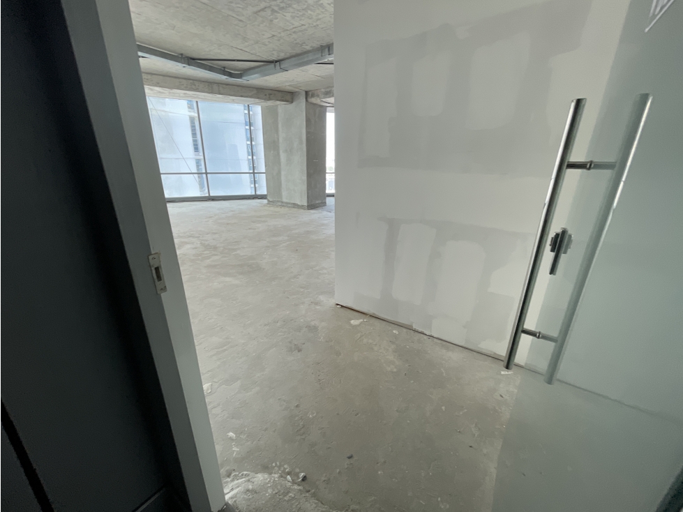 FINANCIAL PARK / COSTA DEL ESTE / OFICINA 113 M2 / $186,450 MV004
