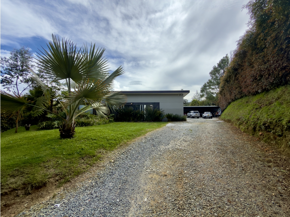 CASA EN VENTA SECTOR COLEGIO MONTEMAYOR — foto 4