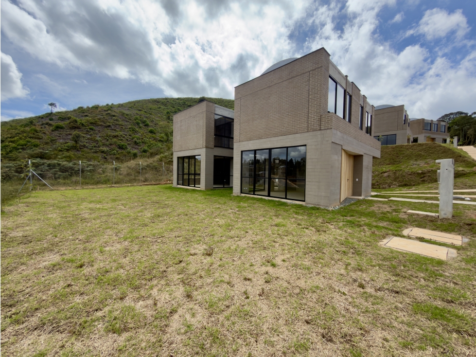 CASA ALTO DE LAS PALMAS HOUZEZ — foto 5