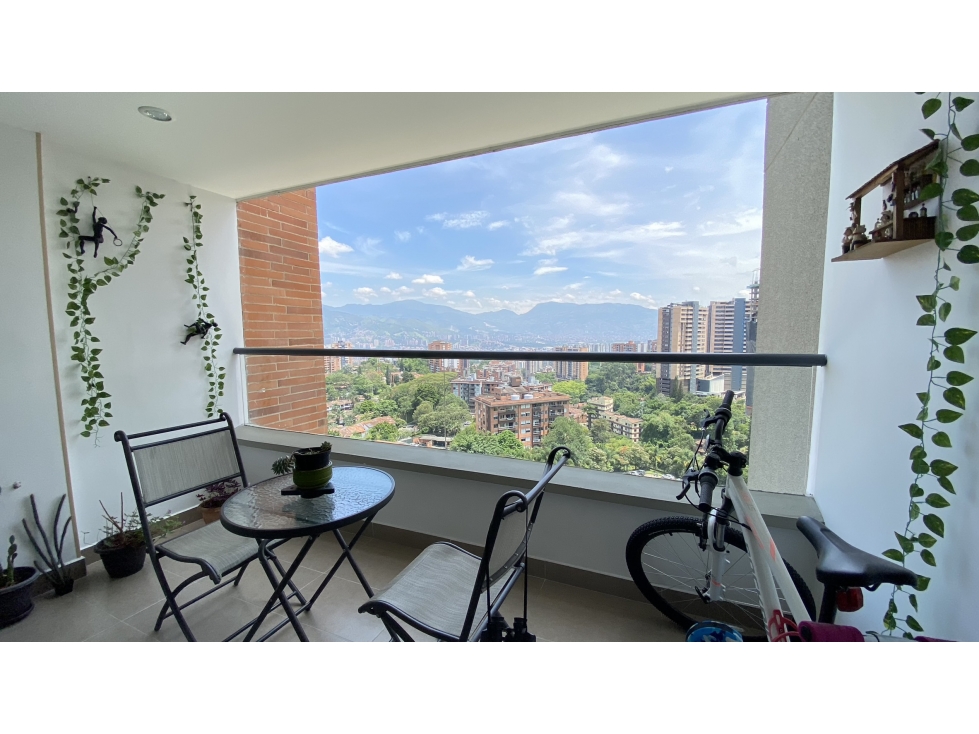 VENTA DE MODERNO APARTAMENTO EN CUMBRES - ENVIGADO. UNIDAD COMPLETA