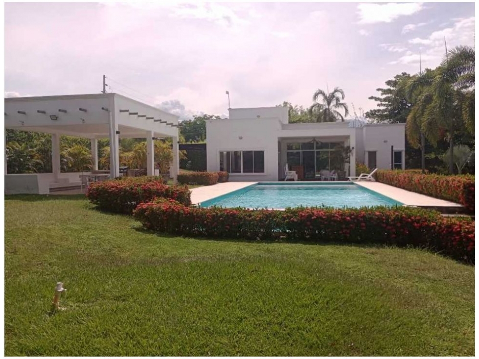VENTA de FINCA en Pangordito Santa Fe de Antioquia. Unidad cerrada