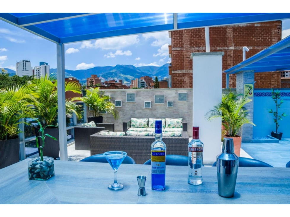 Venta de HOTEL en el barrio Laureles de Medellín. Pedido $15.000 — foto 2