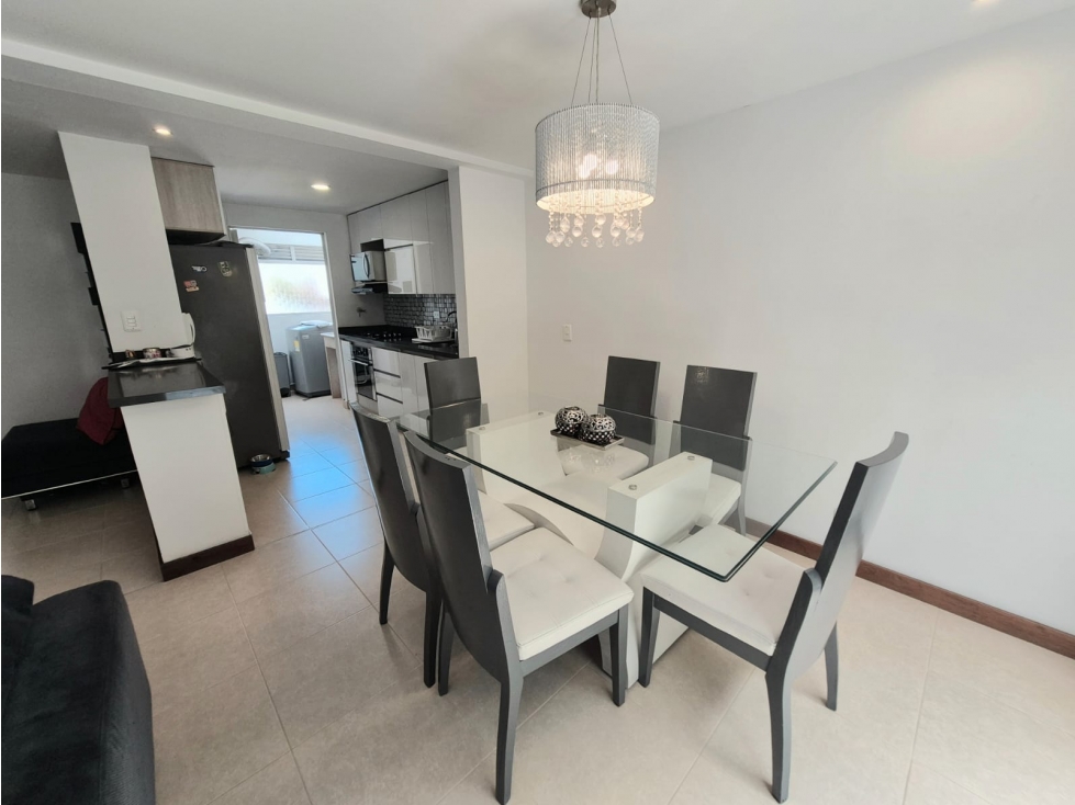 Vendo hermosa CASA en Envigado - la intermedia, cerca a todo. — foto 5