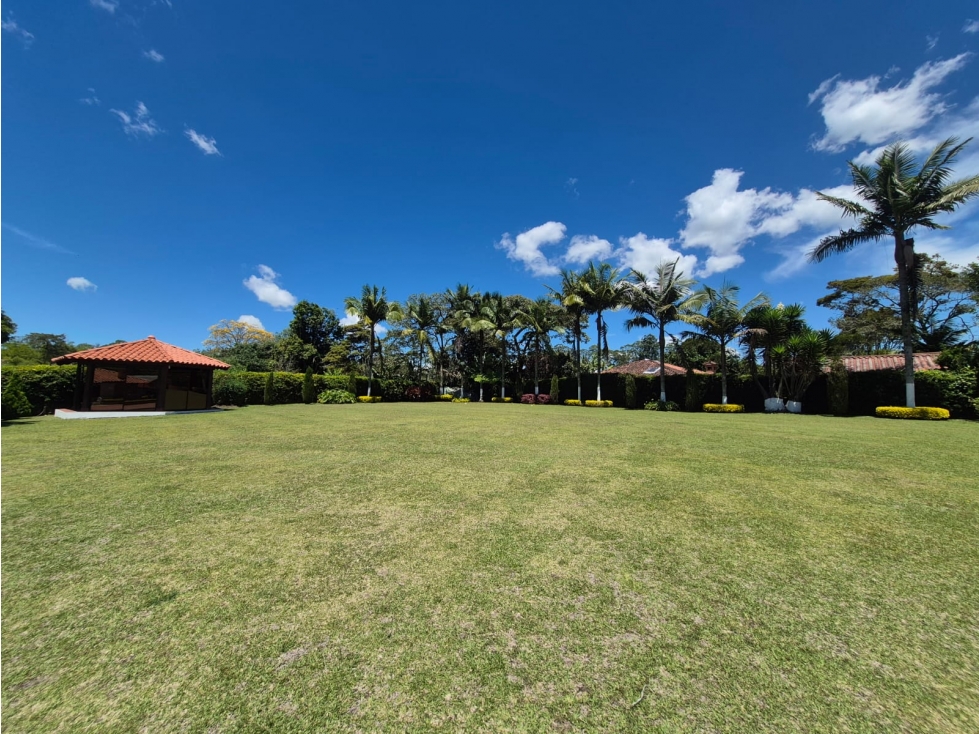 VENDO ESPECTACULAR FINCA EN LLANOGRANDE — foto 6