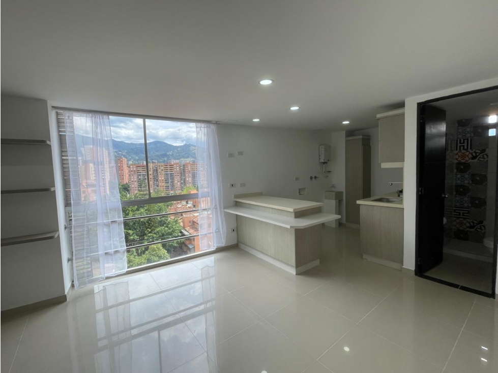 VENTA DE APARTAESTUDIO EN EL POBLADO - LA FRONTERA. PERMITEN AIRBNB