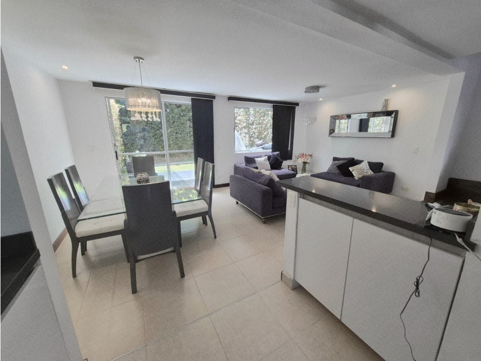 Vendo hermosa CASA en Envigado - la intermedia, cerca a todo. — foto 4