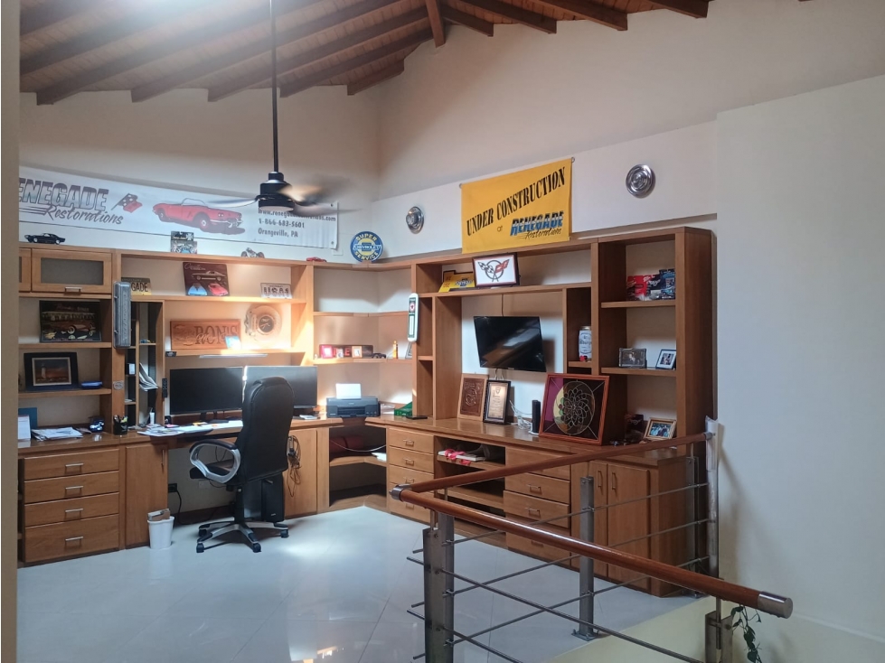 Vendo espectacular PENTHOUSE en Sabaneta, sector Aves María. — foto 5