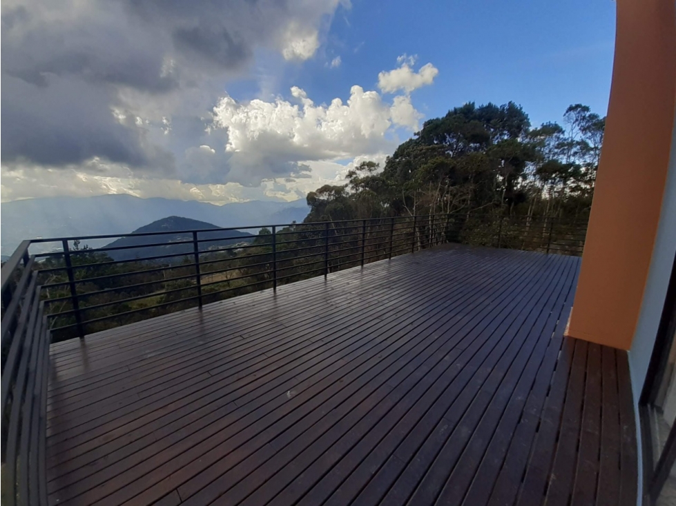 Venta de casa independiente en Envigado, sitio campestre y tranquilo. — foto 4