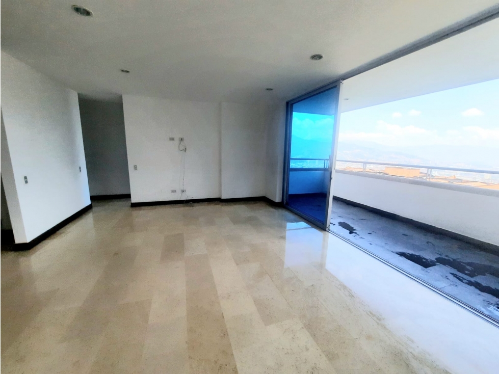 Venta de moderno apartamento en Sabaneta, sector Aves Maria. — foto 3