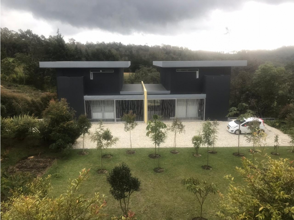 Venta hermosa casa en el alto de las Palmas — foto 3