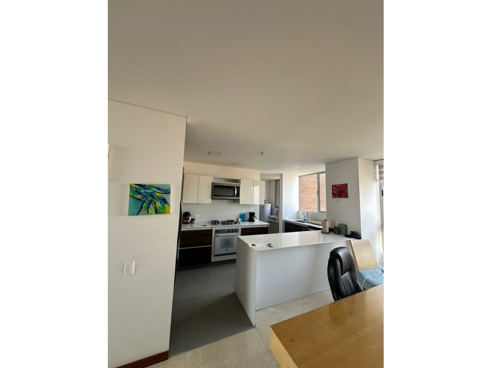 VENTA APARTAMENTO POBLADO, SECTOR ÁMSTERDAM. Piso alto con vista — foto 4