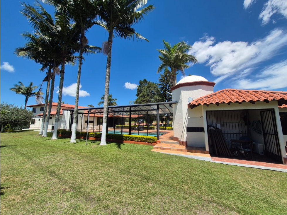 VENDO ESPECTACULAR FINCA EN LLANOGRANDE — foto 2