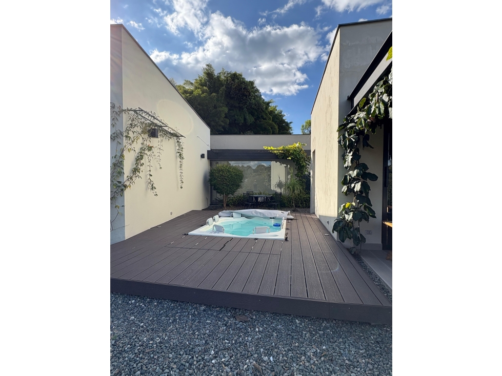 VENTA espectacular CASA campestre en Llanogrande. Toscana parcelación. — foto 4