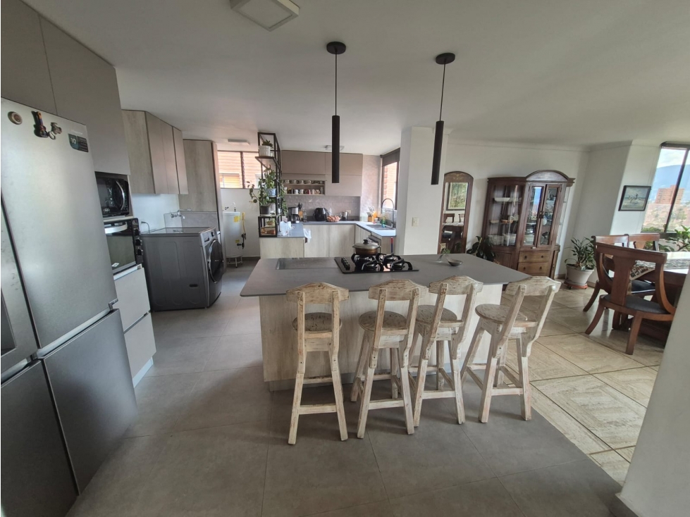 Vendo espectacular apartamento dúplex en El Poblado. — foto 3