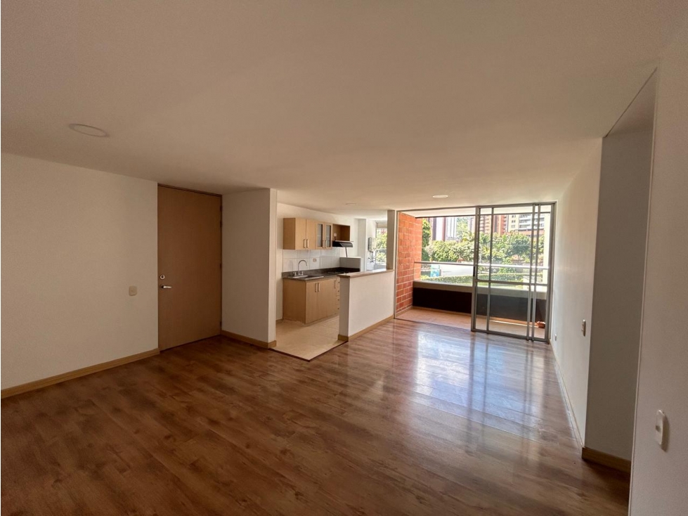 VENDO apartamento en Sabaneta - Loma de San José parte baja.
