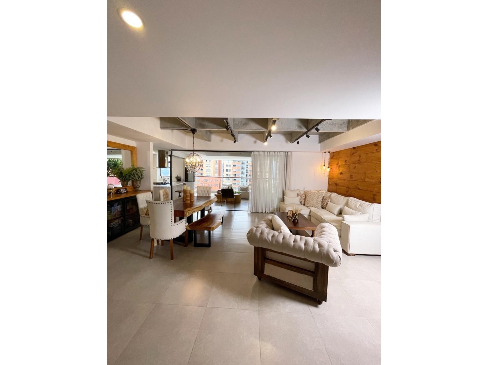 VENTA de moderno apartamento en Envigado - Las Brujas con gran TERRAZA