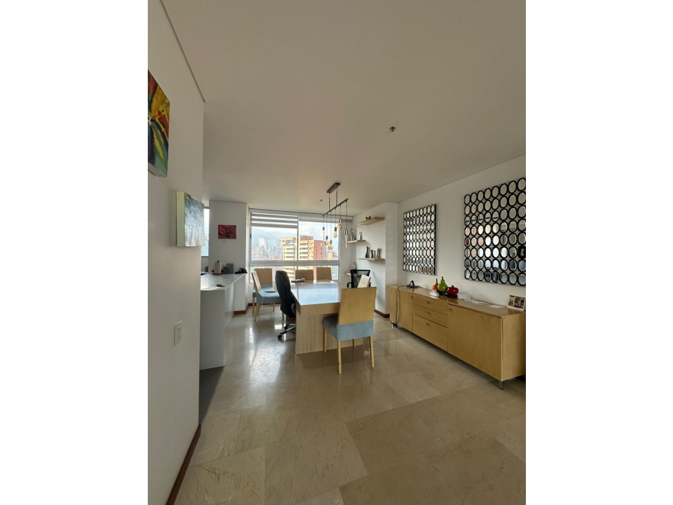 VENTA APARTAMENTO POBLADO, SECTOR ÁMSTERDAM. Piso alto con vista — foto 3