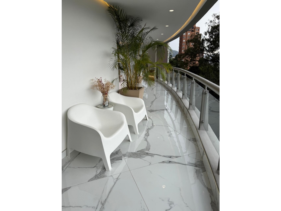 VENDO apartamento de lujo en El Poblado, sector El Campestre. — foto 5