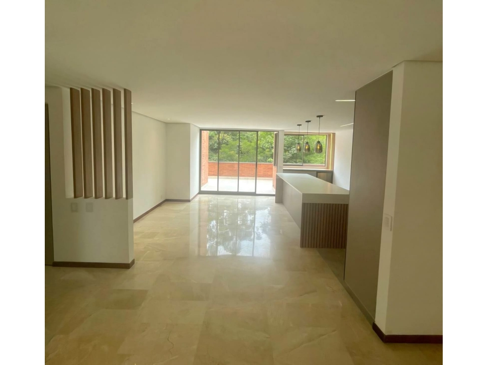 VENTA apartamento con TERRAZA en La Calera, cerca al Tesoro.