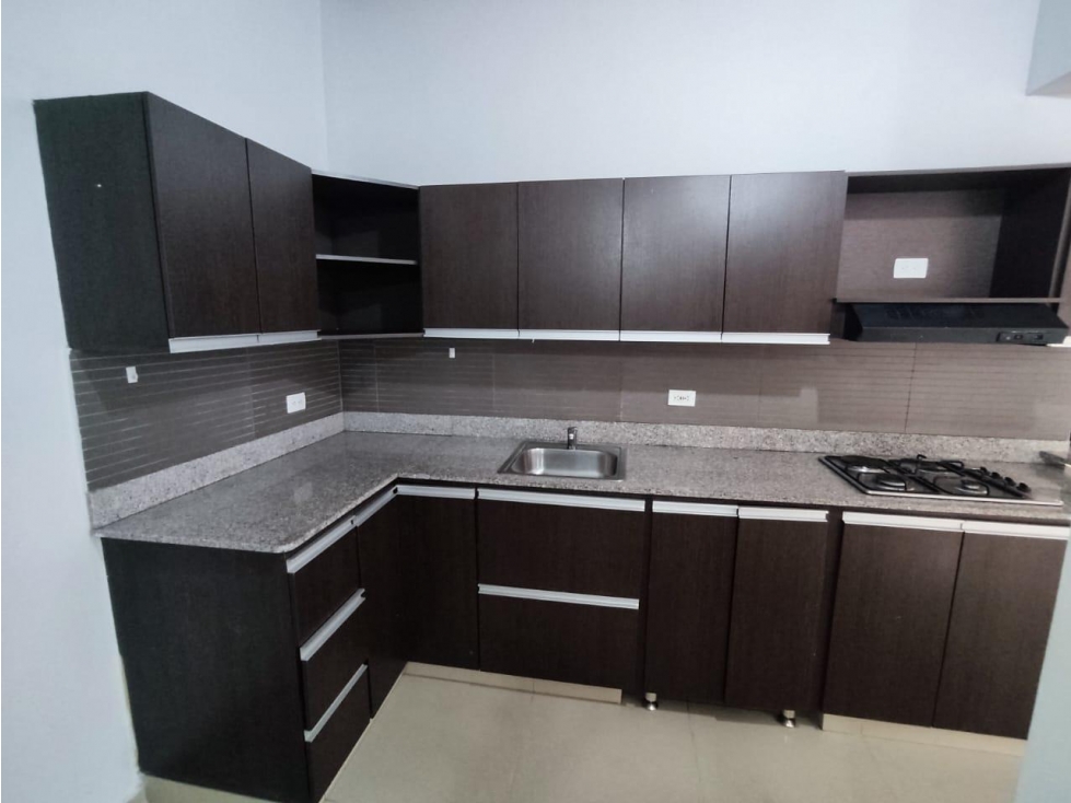 Vendo apartamento en Sabaneta, excelente oportunidad. — foto 3