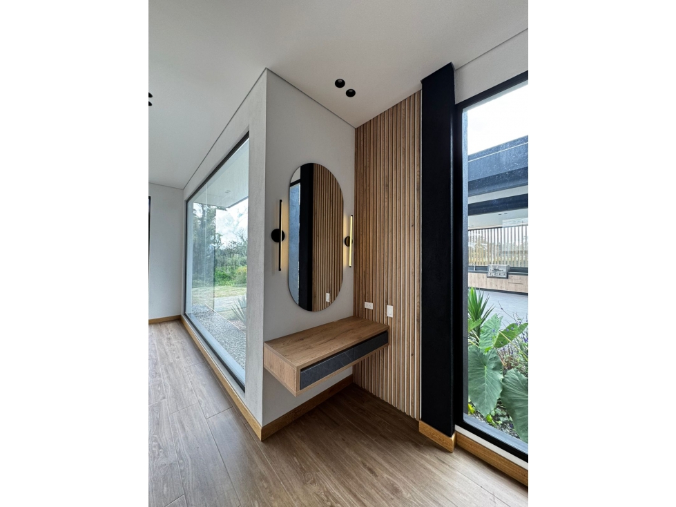 VENTA DE MODERNA CASA PARA ESTRENAR EN LLANOGRANDE. Unidad cerrada — foto 3