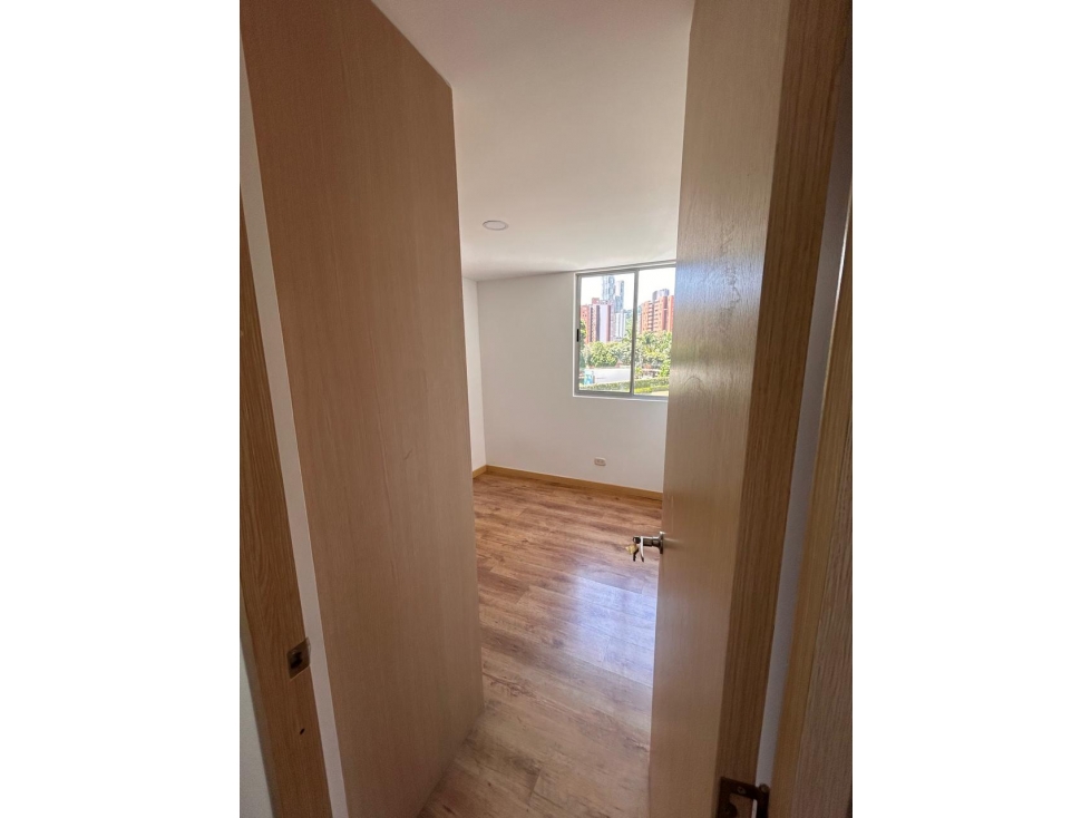 VENDO apartamento en Sabaneta - Loma de San José parte baja. — foto 5