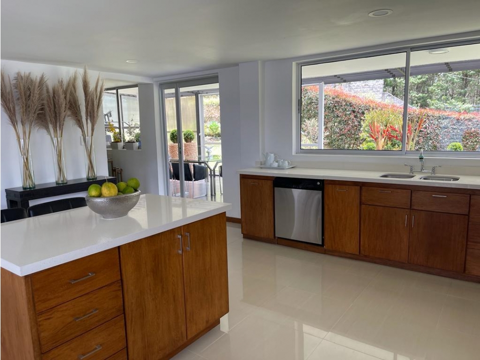 Vendo hermosa casa campestre en el sector exclusivo de El Escobero. — foto 6