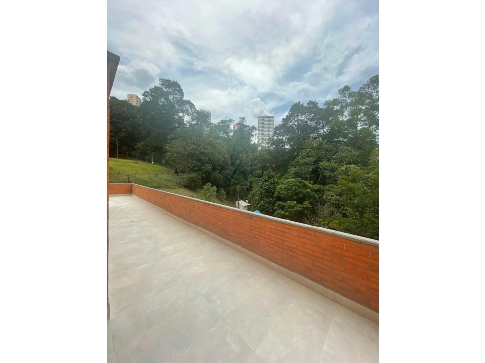 VENTA apartamento con TERRAZA en La Calera, cerca al Tesoro. — foto 3